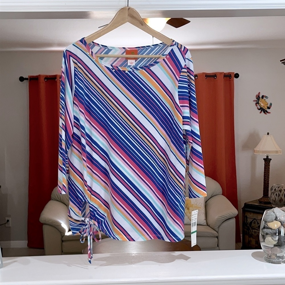 NWT Hearts of Palm Women’s Stripe Scoop Neck Tee Various Sizes